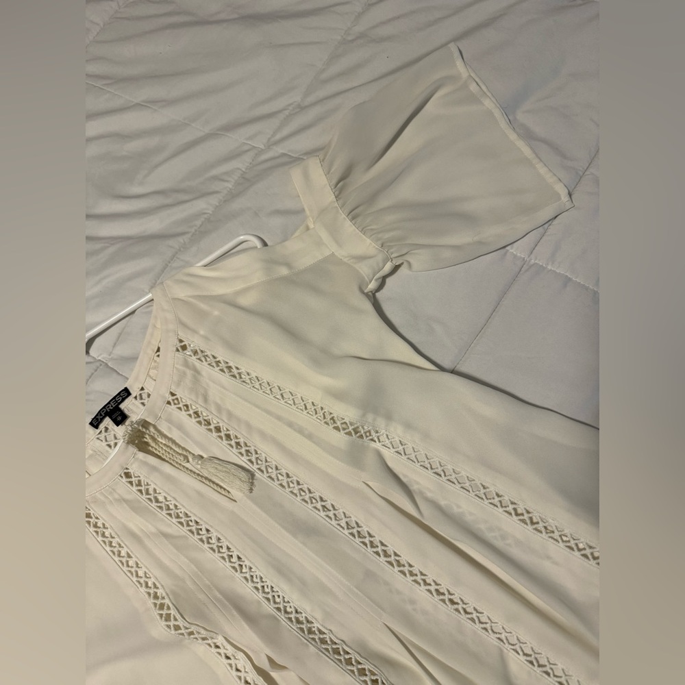 Xsmall ivory express women’s top